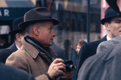 Henri Cartier-Bresson, en el Nueva York de 1963.