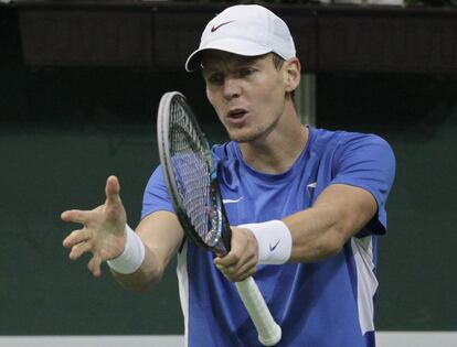 Tomas Berdych, se lamenta de un punto perdido.