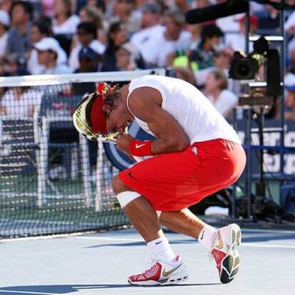 Rafael Nadal celebra con un gesto de júbilo su victoria, el lunes por la noche, sobre San Querrey.