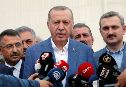El presidente turco Erdogan se dirige a los periodistas el pasado día 4 de junio.