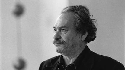 El artista griego Jannis Kounellis, en 1999. 