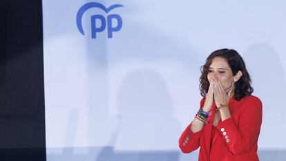 Isabel Díaz Ayuso celebraba la victoria del partido en la sede nacional del PP, a 28 de mayo de 2023, en Madrid.