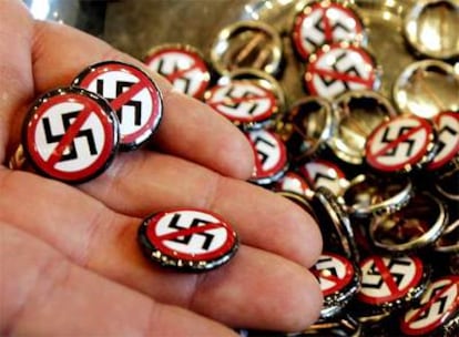 Chapas anti-nazis