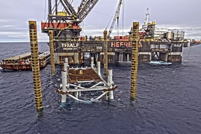 La plataforma del proyecto Castor, en la costa de Vinaròs.