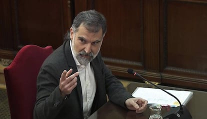 Jordi Cuixart va fer de traductior simultani al judici.