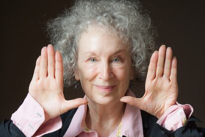 'La autora del cuento de la criada' Margaret Atwood.