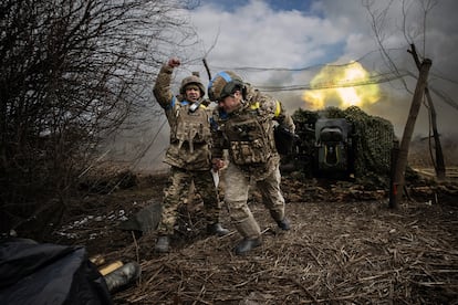 Soldiers with Ukraine's