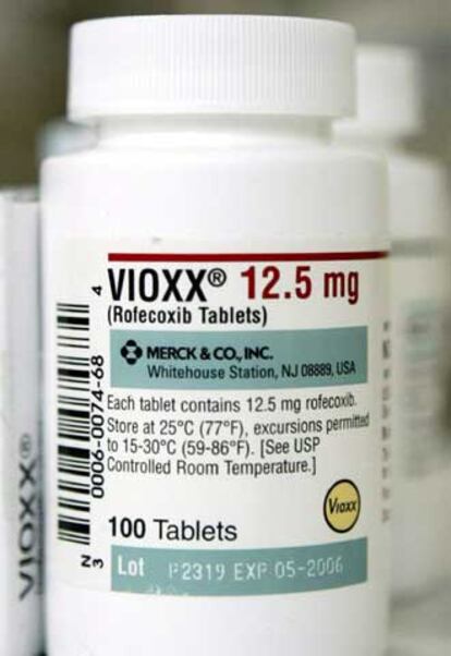 Bote de Vioxx, en venta hasta 2004.