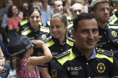 Presentació dels nous uniformes de la Guàrdia Urbana.