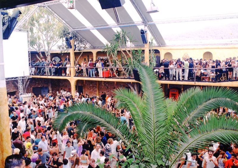 La terraza de Amnesia en los años noventa. Foto de archivo cedida por el club.