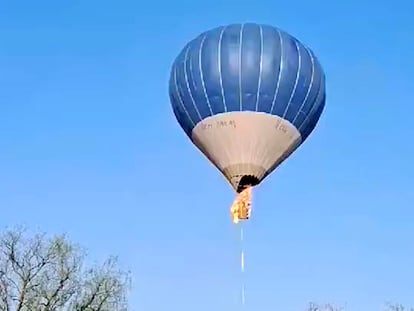 La canastilla incendiada del globo aeróstatico que se accidentó en Teotihuacán, el pasado 1 de abril.