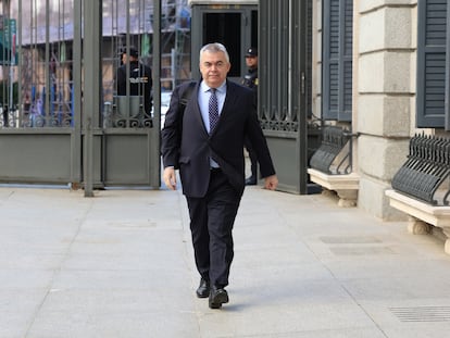 El PSOE abrirá un expediente informativo a Leire Díez pero no la aplicará ninguna medida cautelar