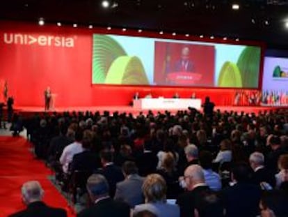 El presidente de Banco Santander, Emilio Botín, durante la clausura del evento.