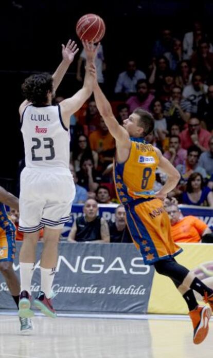 Llull anota el triple de la victoria