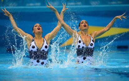 Andrea Fuentes y Ona Carbonell, durante el dueto t&eacute;cnico.