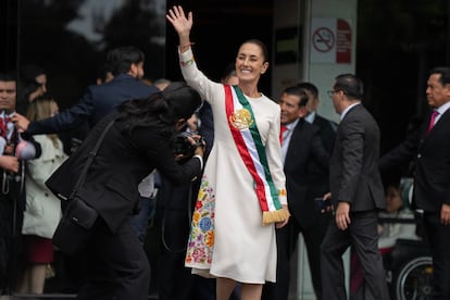 Claudia Sheinbaum sale de palacio de San Lazaro donde tomó de protesta como presidenta de México.