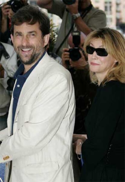 El director Nanni Moretti y la actriz Margherita Buy, ayer en Cannes.