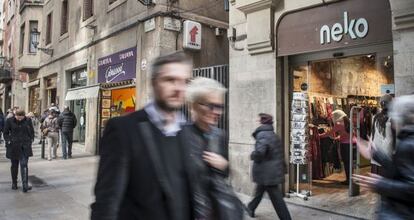 Comercio abierto en domingo en Barcelona.