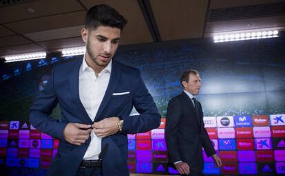 Asensio, durante su acto de renovaci&oacute;n. 