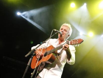 El cantante Kiko Veneno, durante su actuaci&oacute;n en Madrid con la gira de aniversario del disco &#039;&Eacute;chate un cantecito&#039;.