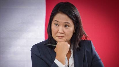 Keiko Fujimori durante una conferencia en Perú.