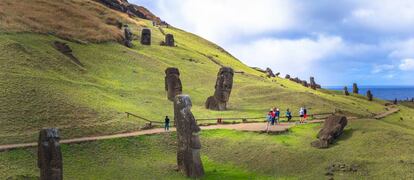 Moáis en la isla de Pascua.