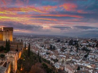 El Albaicín, visto desde la Alhambra.