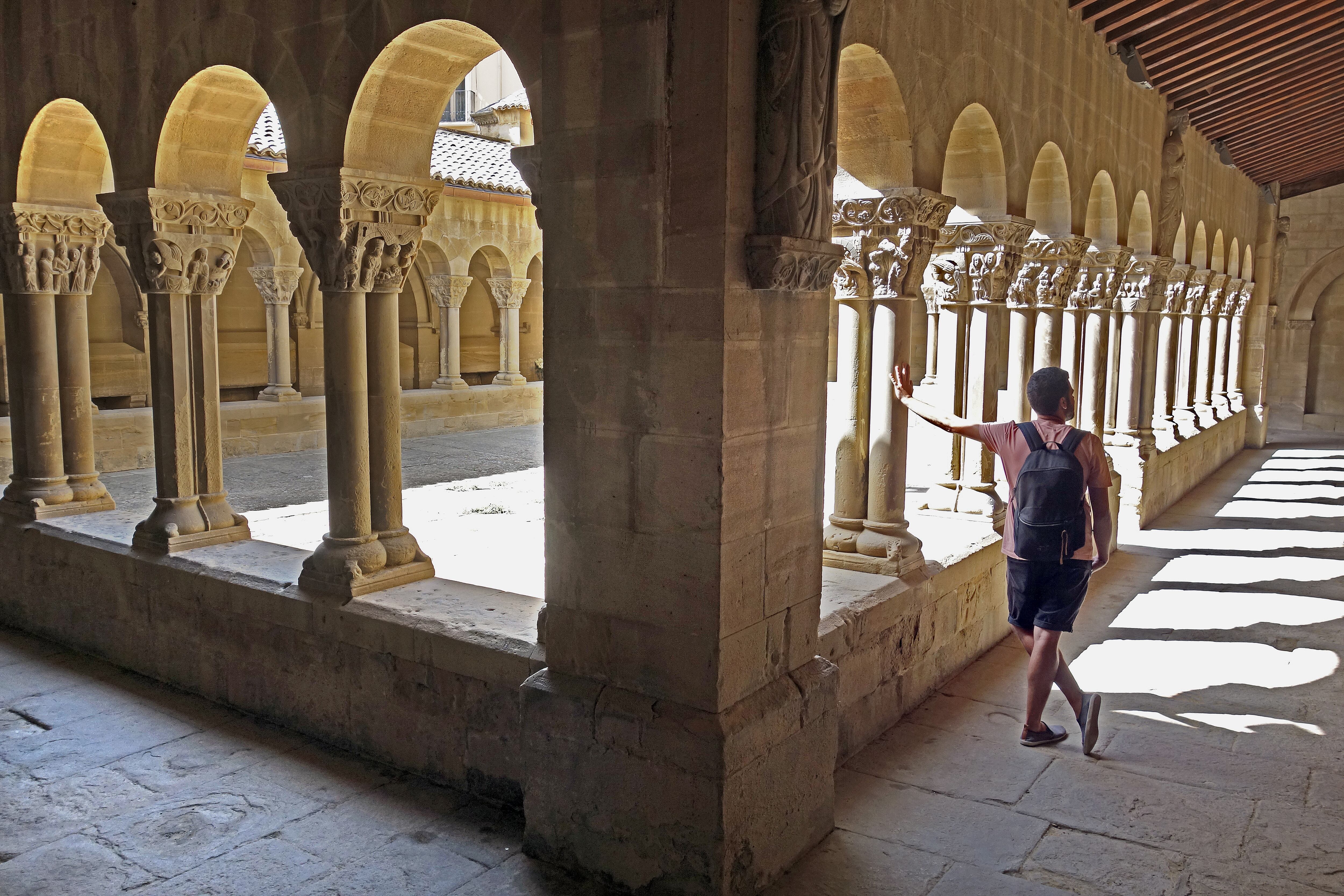 El claustro del monasterio de San Pedro el Viejo.