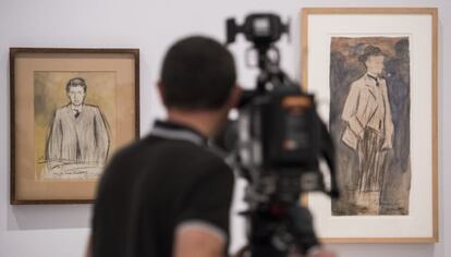 'Cinto' y 'Moni' Reventós (a la derecha), pintados por Picasso, que se expusieron en la primera muestra del pintor en 1900.