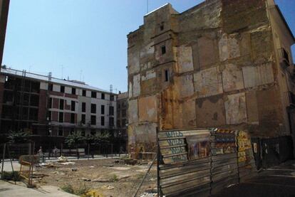 Uno de los muchos solares que hay en el centro histórico de Valencia.