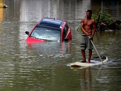 Una zona inundada tras una tormenta en Río de Janeiro (Brasil).
