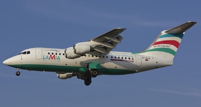 Uno de los aviones de la aerolínea LAMIA.