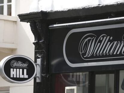 Entrada a una tienda de William Hill.