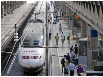 Adif adjudica a la sociedad francesa y a la italiana los paquetes alternativos que abrirán la competencia en los trenes de viajeros en diciembre de 2020