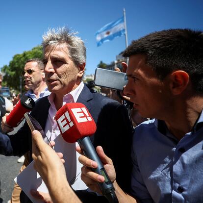 Luis Caputo: el paquete de urgencia económica para Argentina