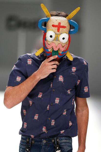 desfile desigual primavera verano 2016