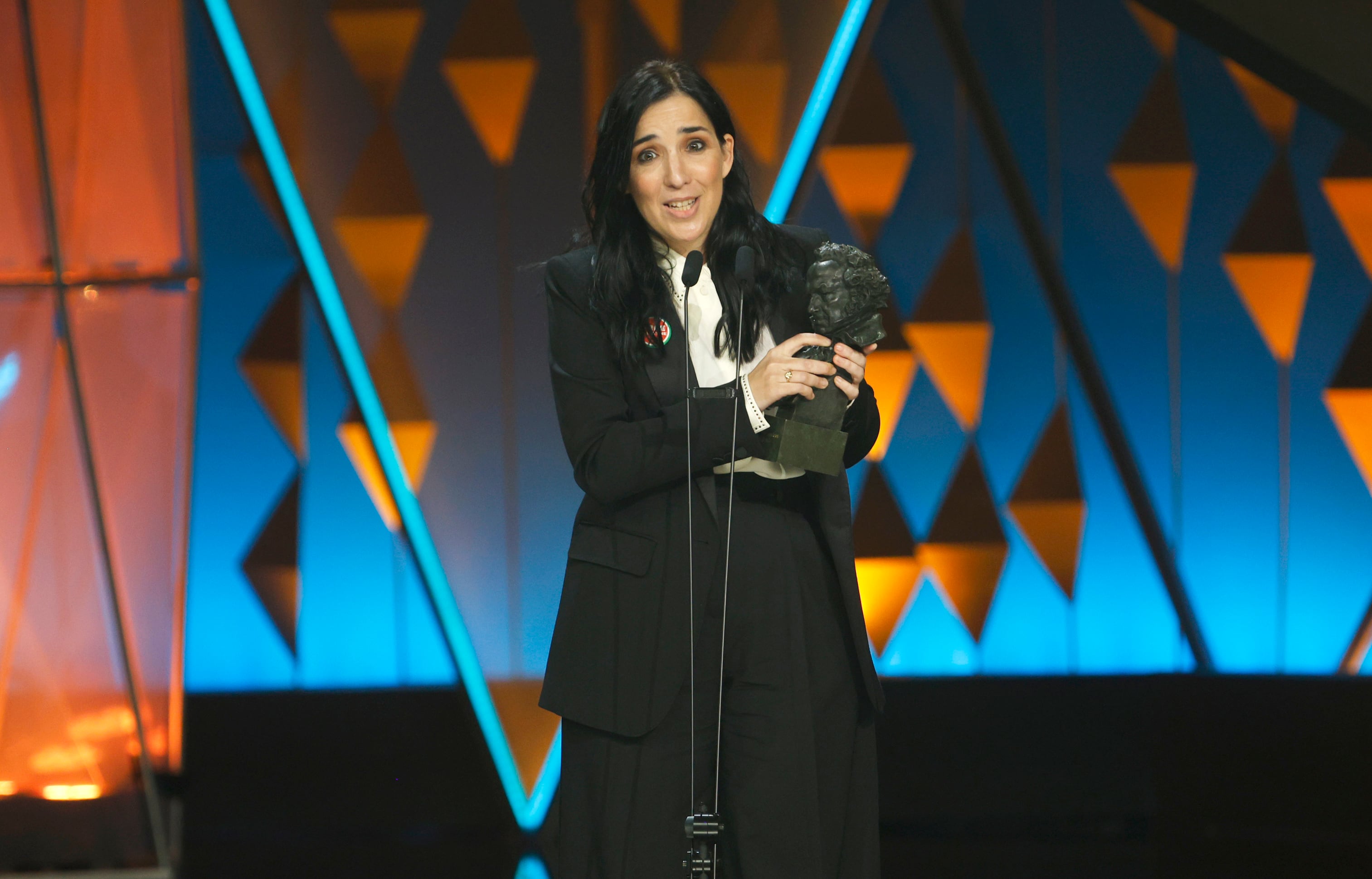 Alauda Ruiz de Azúa, con el Goya a mejor dirección por 'Los domingos'.