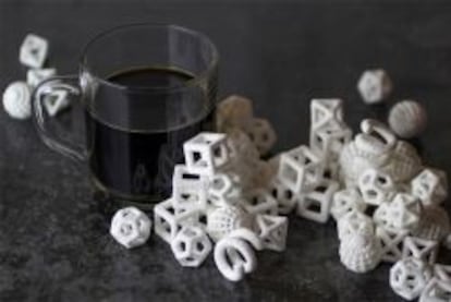 Azucarillos con formas diferentes impresos con la impresora 3D de 3D Systems.