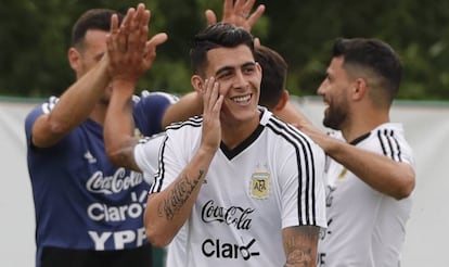 Cristian Pavón, durante un entrenamiento con Argentina.