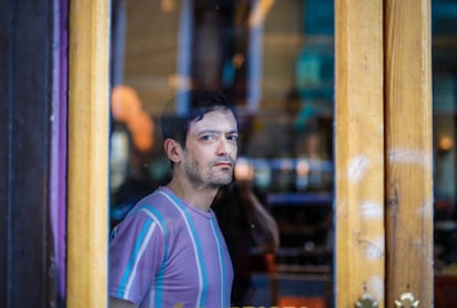 Julián Génisson, escritor y cineasta fotografiado en Madrid el 2 de junio de 2025. 