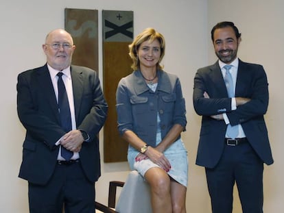 Antonio Pérez Collar, fundador de Chance & Choices; Marta Margarit Borrás, secretaria general de Sedigas, y Gerardo Fernández Martín, director en Strategy&, división de consultoría estratégica de PwC.
