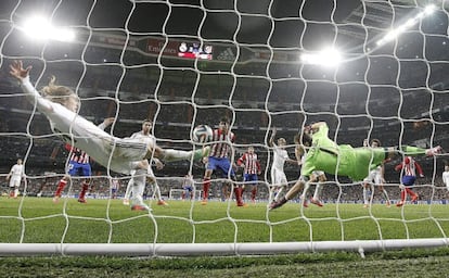 Modric evita un gol de God&iacute;n en la &uacute;nica gran ocasi&oacute;n del Atl&eacute;tico.