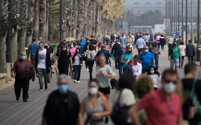 El paseo marítimo de Valencia este domingo.
