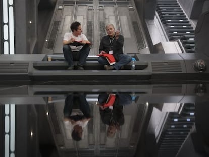 J. J. Abrams y Lawrence Kasdan charlan en el rodaje de &#039;El despertar de la Fuerza&#039;.