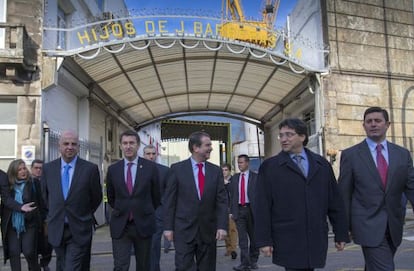 Feij&oacute;o y otros cargos del PP, Abel Caballero, alcalde de Vigo, y responsables de Pemex, visitan Hijos de J. Barreras. 