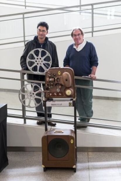 Los cineastas Pema Tseden (izquierda) e Ignacio Agüero.