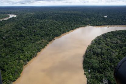 Vista aérea del tramo del río Javarí en el que Phillips y Pereira fueron vistos por última vez el 5 de junio de 2022, en el municipio de Atalaia do Norte, estado de Amazonas.
