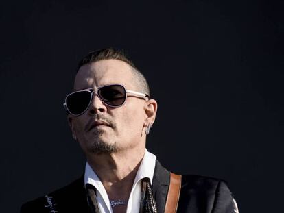 Johnny Depp durante una actuación de su grupo Hollywood Vampires, en el festival de Clisson, en Francia en junio de 2018.