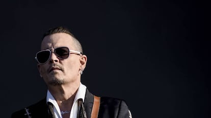 Johnny Depp durante una actuación de su grupo Hollywood Vampires, en el festival de Clisson, en Francia en junio de 2018.