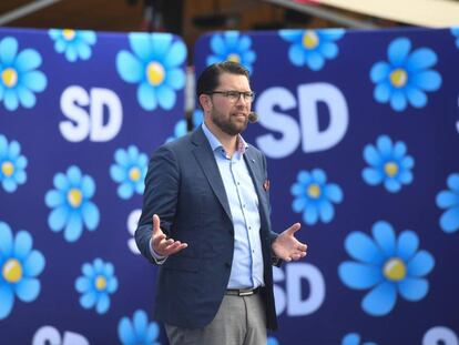 Demócratas de Suecia: no hay flores para los inmigrantes.